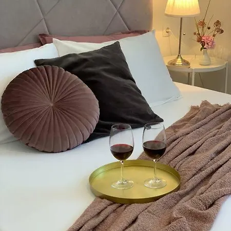 Tina's Sunshine Appartement *