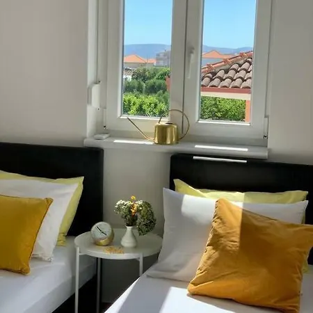 Tina's Sunshine Appartement